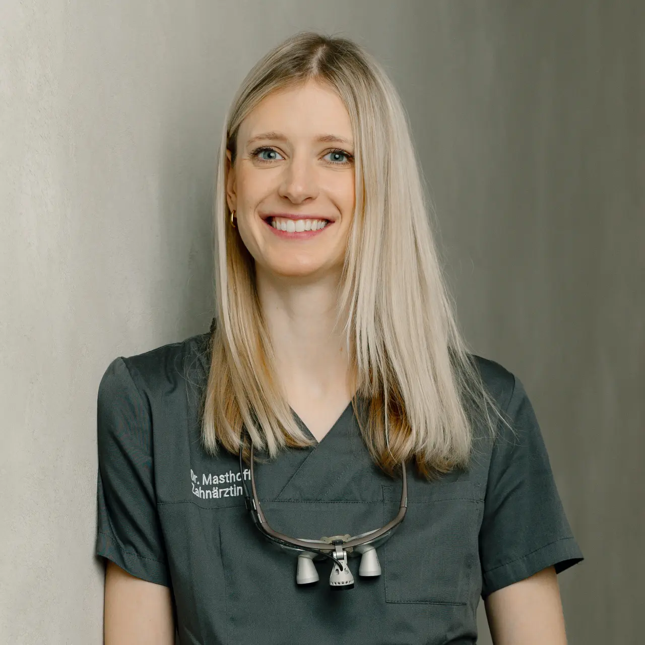 Dr. Lilly Masthoff
